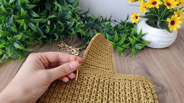 How To Crochet Every Color Bag 6