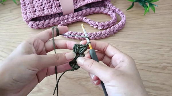 How To Crochet Premium Bag Strap Step By Step 4