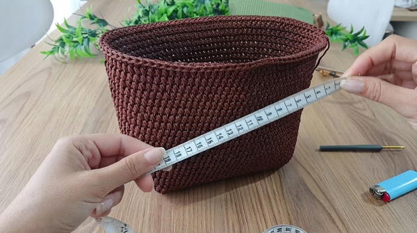 How To Crochet Very Easy And Quick Shoulder Bag 6