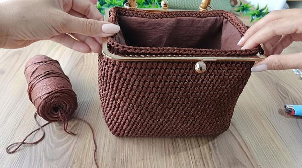How To Crochet Very Easy And Quick Shoulder Bag 7