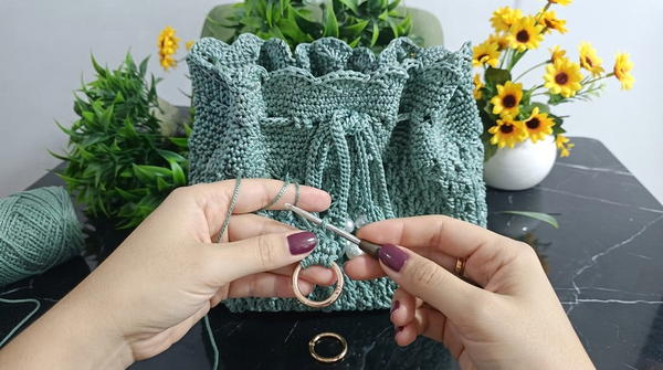 How To Crochet Very Easy Drawstring Bag 9