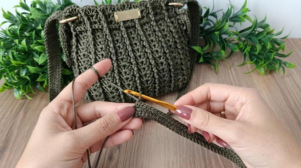 How To Crochet Very Easy Macrame Cord Bag 3