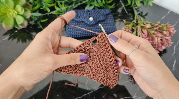 How To Crochet Very Easy Wallet Tutorial for Beginners 4