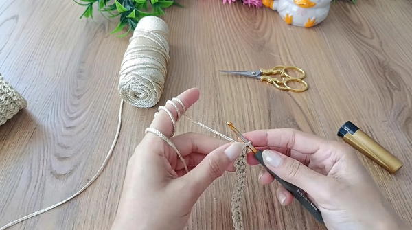 How To Crochet Very Easy Wonderful Bag 3
