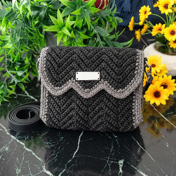 How To Crochet Very Easy Zigzag Pattern Shoulder Bag 9