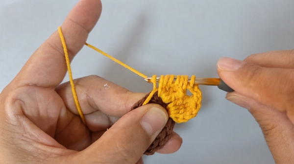 How to Crochet Flower Granny Square Bag 4