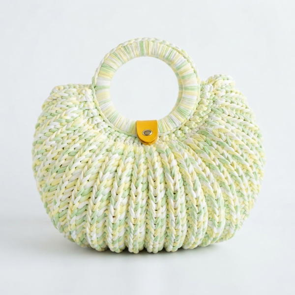 How to Crochet a Bag with 🔥New Design 🌟 Simple and Wonderful (10)