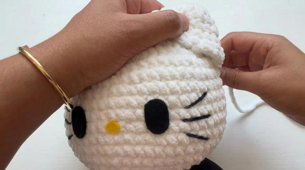 Crochet Big Hello Kitty Pattern 4