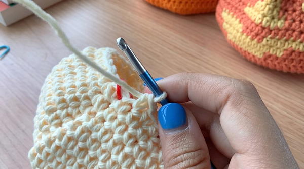 Crochet Cauldron _ Step By Step _ Crochet Decor (6)