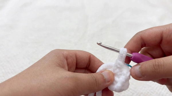 Crochet Frog Hello Kitty Pattern 1