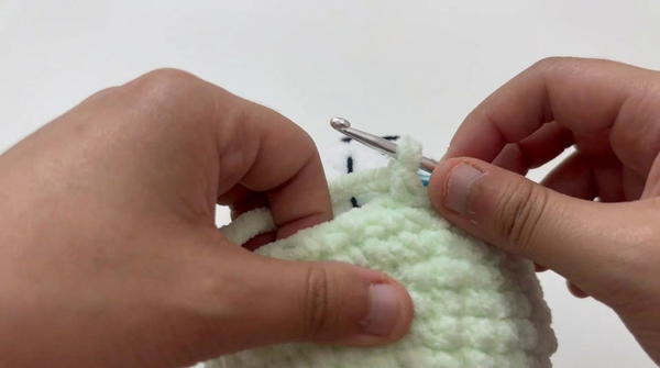 Crochet Frog Hello Kitty Pattern 3