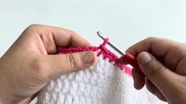 Crochet Hello Kitty Beanie Pattern 3