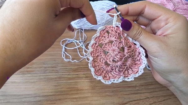Crochet a Heart _ Beginner Friendly (12)
