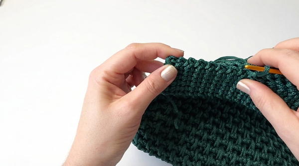 Handbag with honeycomb pattern _ A step-by-step crochet lesson 7