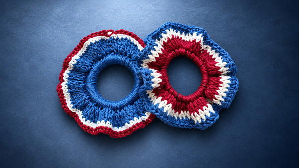 How To Crochet A Scrunchie (3)