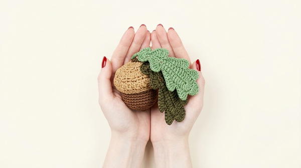 How To Crochet Acorn With Oak Leaves 10