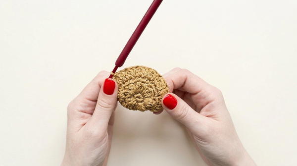 How To Crochet Acorn With Oak Leaves 4