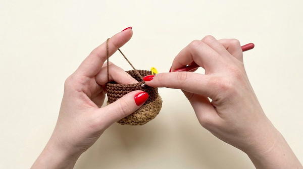 How To Crochet Acorn With Oak Leaves 6