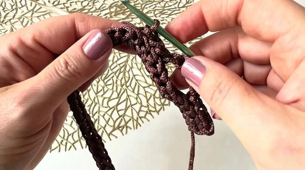 How To Crochet Beautiful Bag Made Of Polyester Cord 3