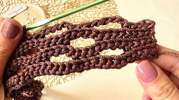 How To Crochet Beautiful Bag Made Of Polyester Cord 4