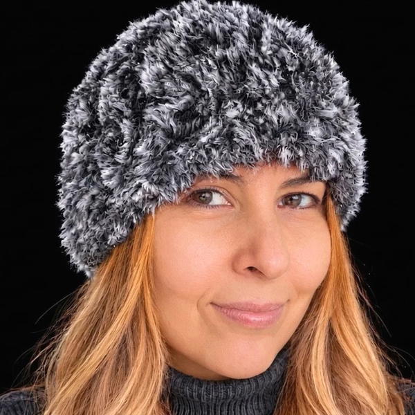 How To Crochet Fur Hat in 1 Hour _ So Easy (3)
