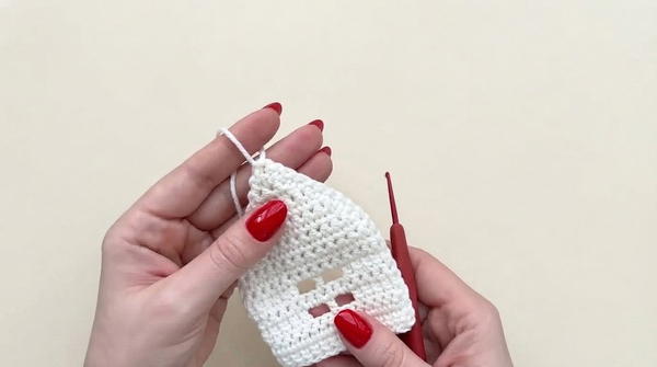 How To Crochet New Year's Décor Christmas Tree House 6