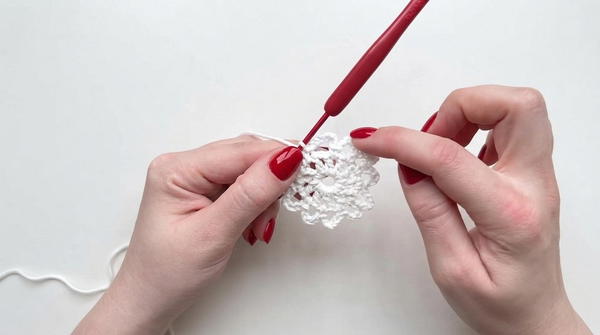 How To Crochet New Year's Décor Christmas Tree Snowflake 4