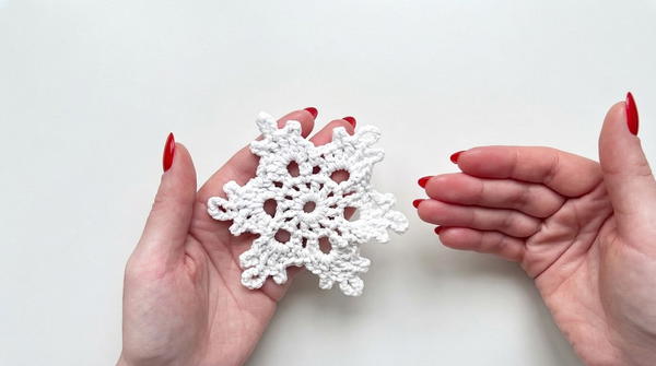 How To Crochet New Year's Décor Christmas Tree Snowflake 7