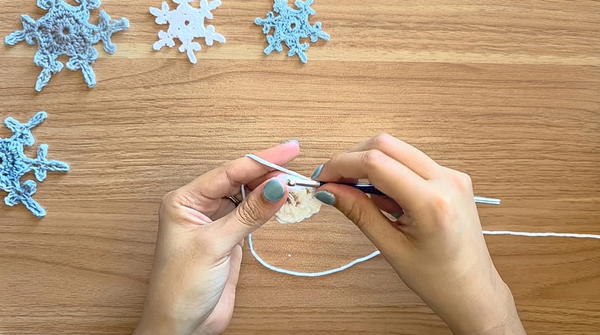 How To Crochet Snowflake Crochet Pattern (8)