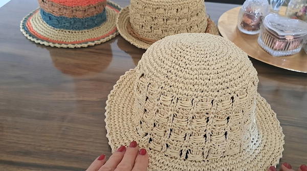How To Crochet Summer Hat From Paper Yarn (9)