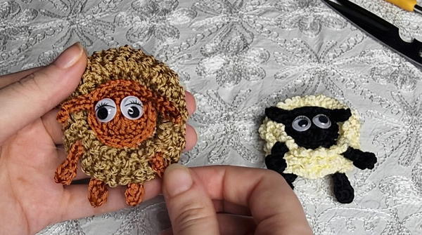 How to Crochet a Beautiful Six-Piece Set _ Easy Step-by-Step Tutorial (8)