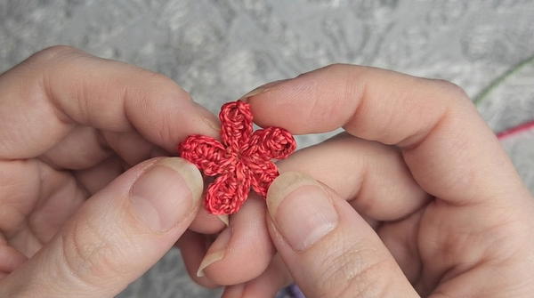 How to Crochet an Adorable Bouquet Doll _ Cute and Beautiful Flower Doll Tutorial (7)