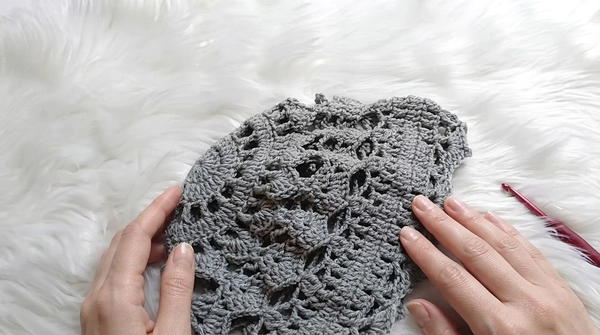 How to Make a Lace-Like Braided Hair Bonnet (6)