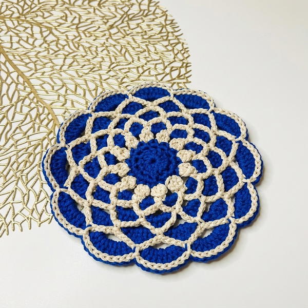 How to crochet a 3D napkin in 15 minutes (7)