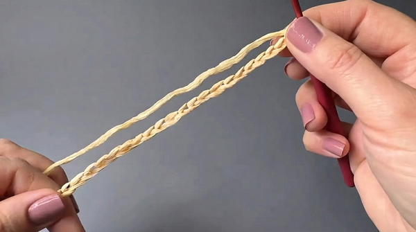 How to crochet a raffia clasp bag. Crochet (9)
