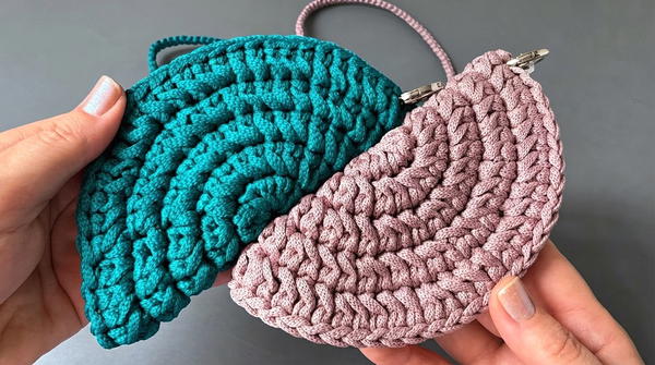 How to knit a fashion accessory in 30 minutes! Crochet (3)