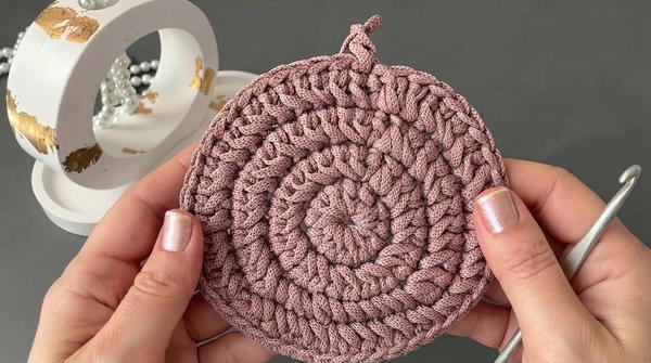 How to knit a fashion accessory in 30 minutes! Crochet (6)