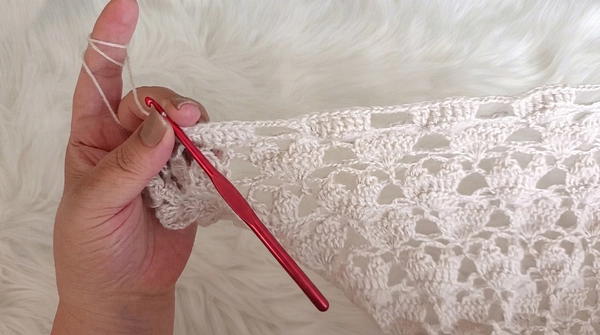 You'll love this heart-shaped design 😍 Easy and elegant triangle shawl making (5)