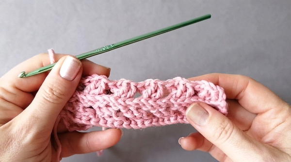 how to crochet a scarf with an original and beautiful pattern. (6)