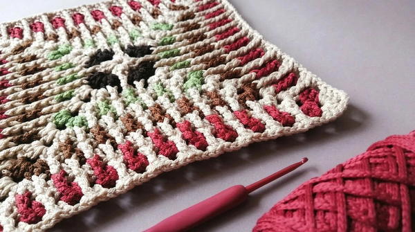 how to crochet such a beautiful multicolored motif (8)
